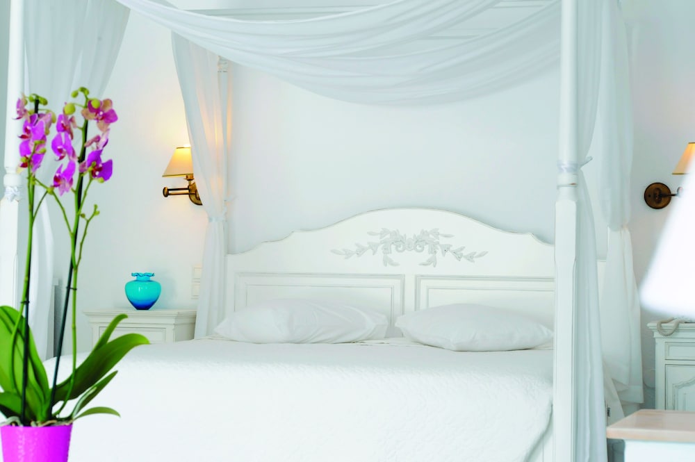 Junior Suite, Pool View