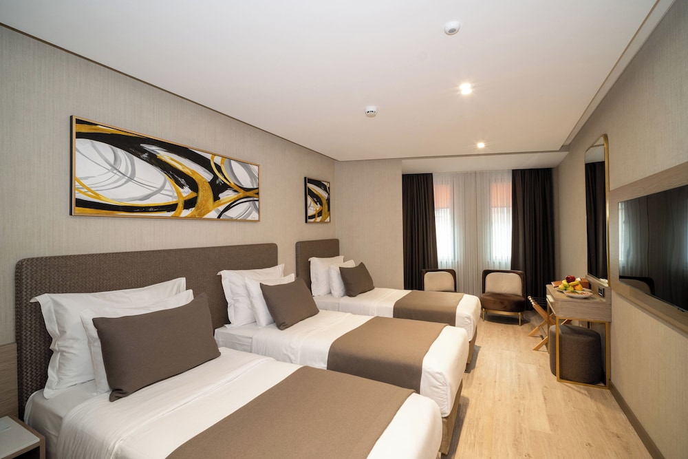 Standard Triple Room photo 3