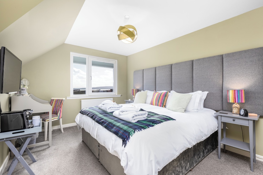 Deluxe Double or Twin Room photo 1
