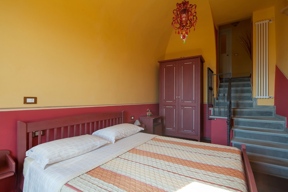 Romantic Double Room, Valley View photo 1