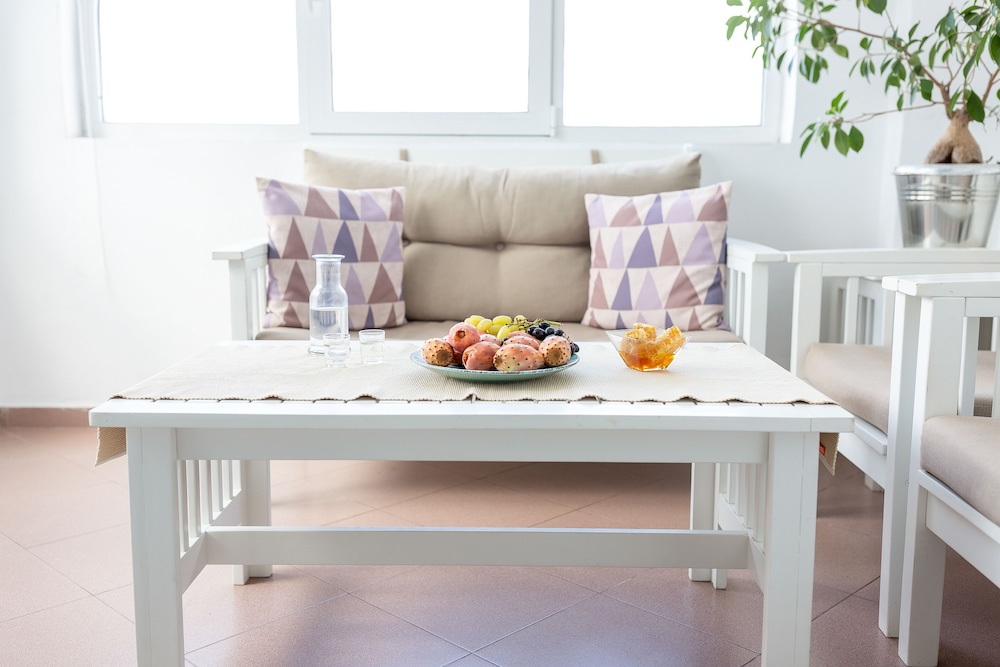 Traditional Apartment, 1 Bedroom (Caldera View) - Photo 11
