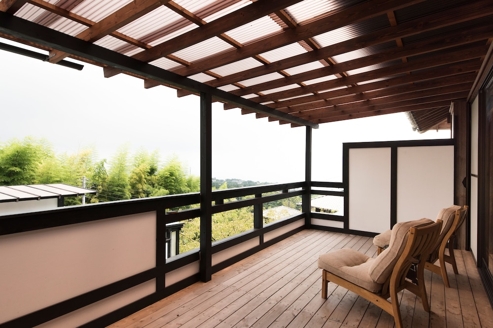 Japanese Style Room with Partially Open Air Bath - 4 Futons photo 2