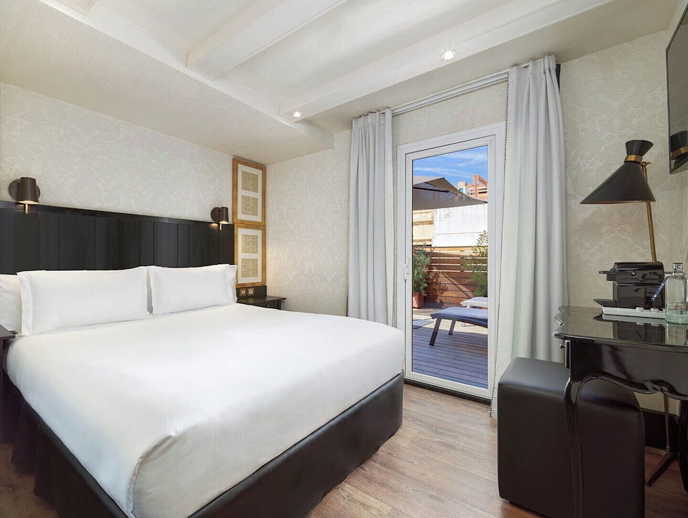 Deluxe Double Room Single Use, Terrace