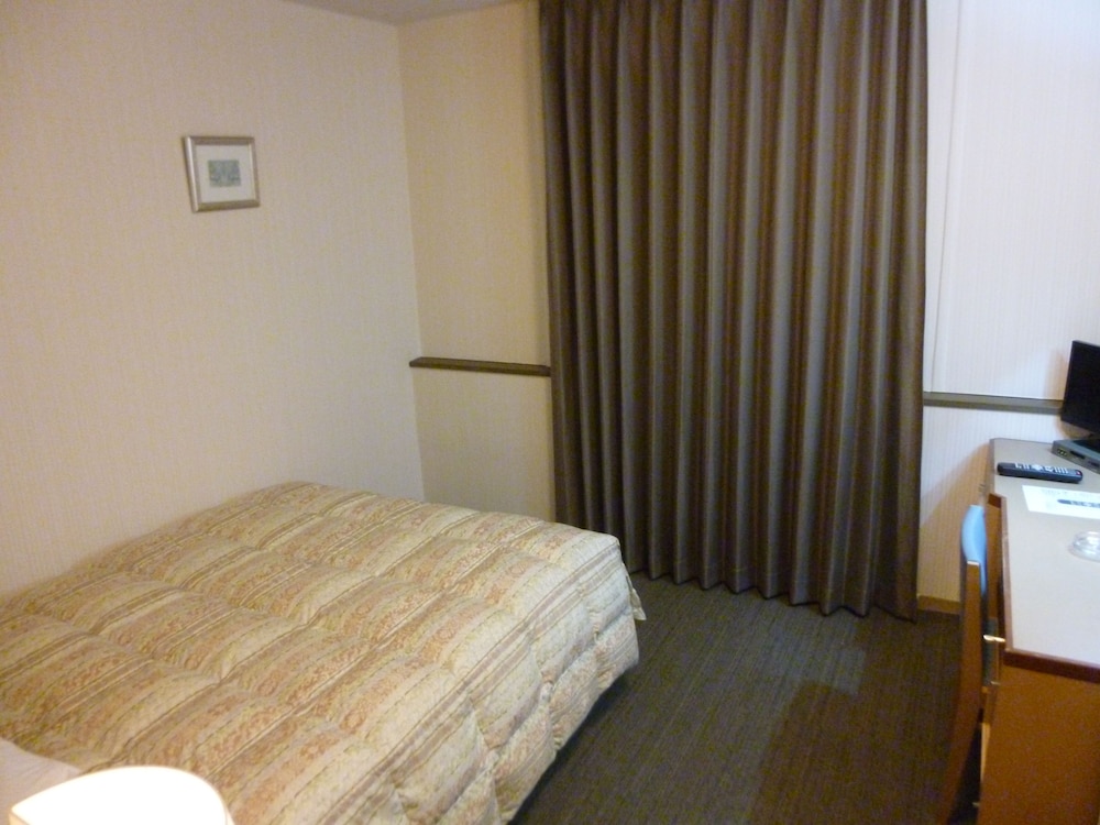 Economy Single Room, Smoking photo 3