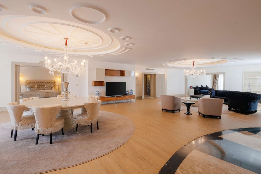 Royal Suite