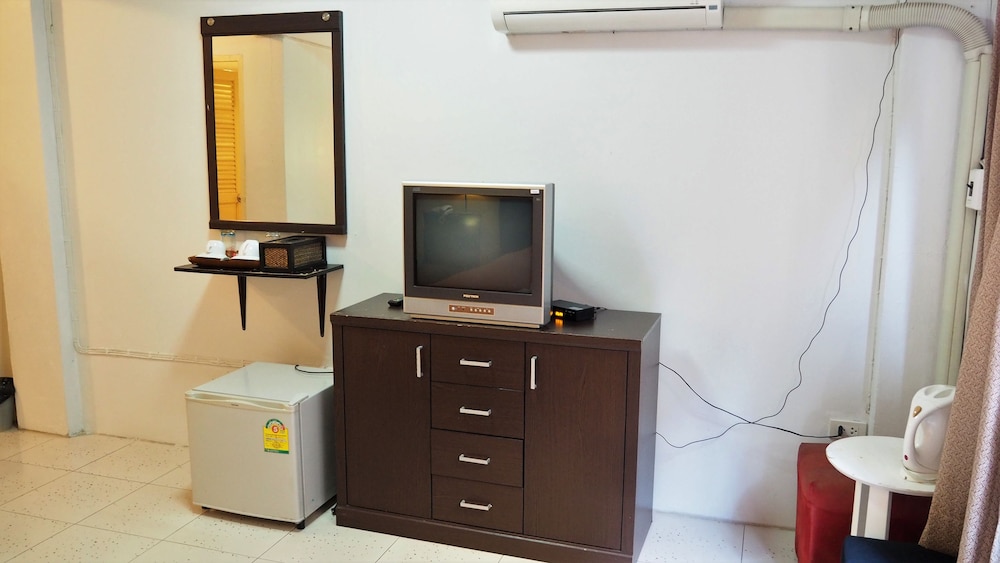 Standard Room photo 2