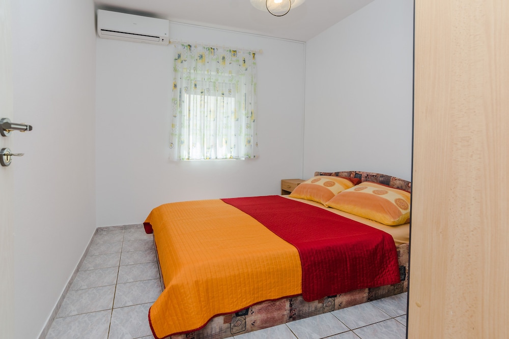 Economy Apartment