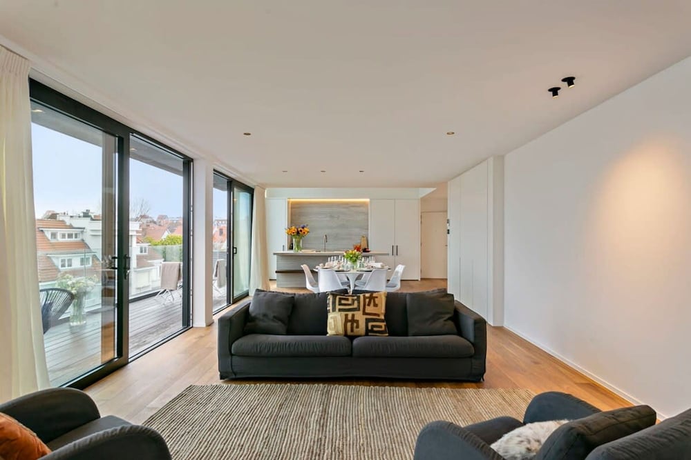 Majestic new Penthouse With 2 Parkings, Photo 52