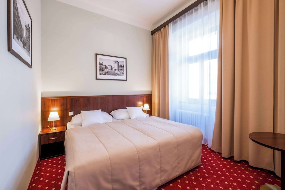 Superior Double Room, 1 Double Bed, Non Smoking - Photo 2