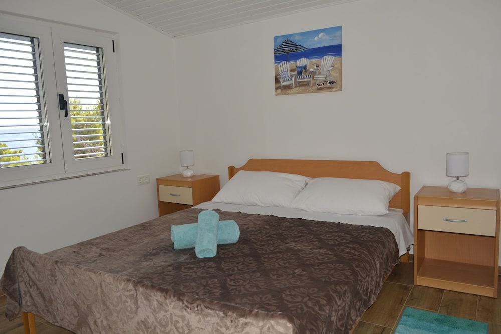 Apartment (A1)