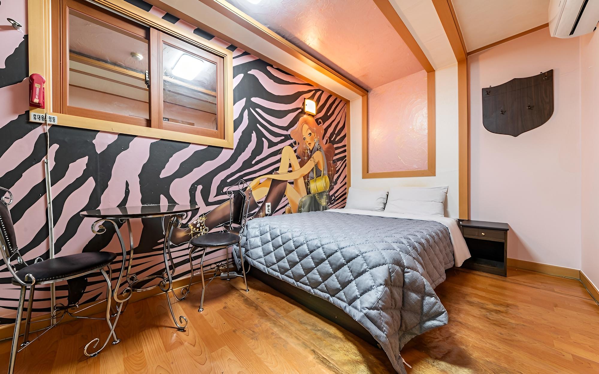 Room (General room (If you wish to park ple) photo 1