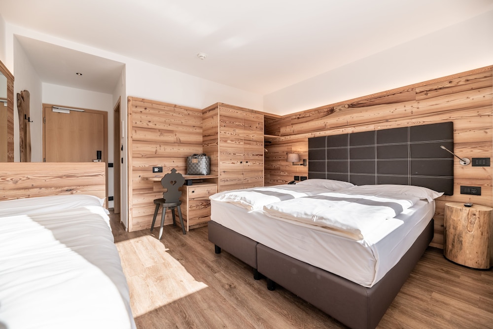 Comfort Triple Room, 1 Bedroom, Non Smoking (Easy) - Photo 1