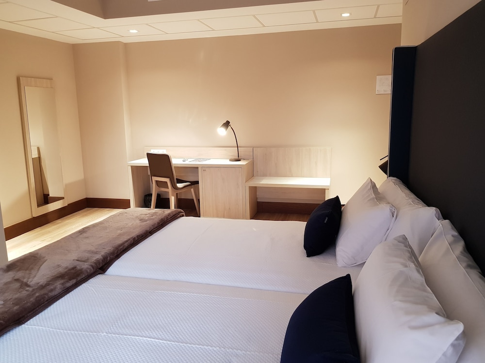 Double Room - Photo 1