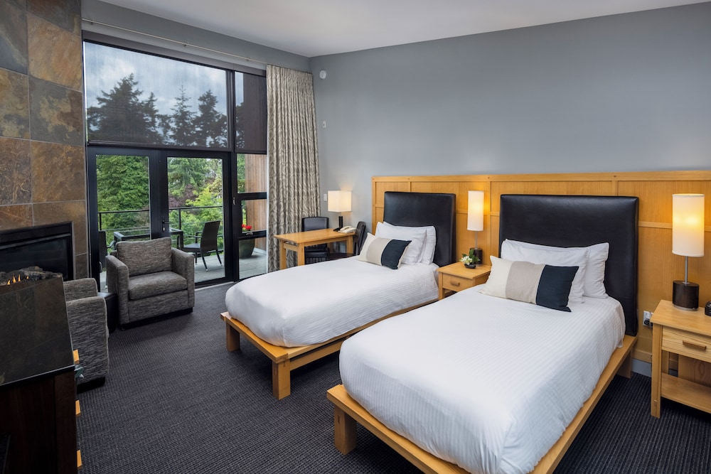 Ocean Twin Room - Photo 1