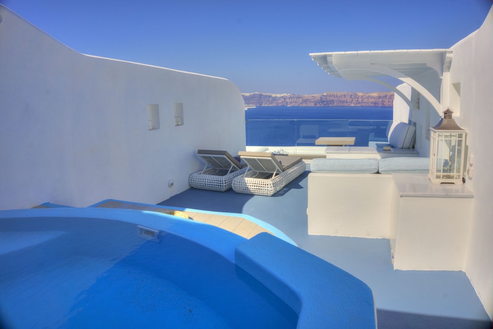 Cave Pool Suite,Indoor Spa Bath, Private Cave Pool, Sea View - Photo 4