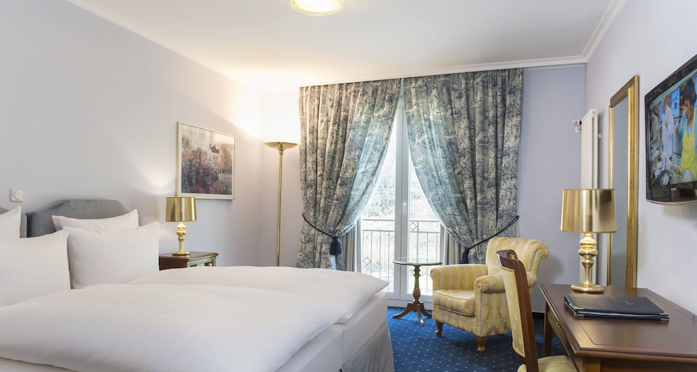 Classic Twin Room, Hill View - Photo 1