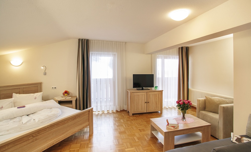Suite (Typ G) photo 2