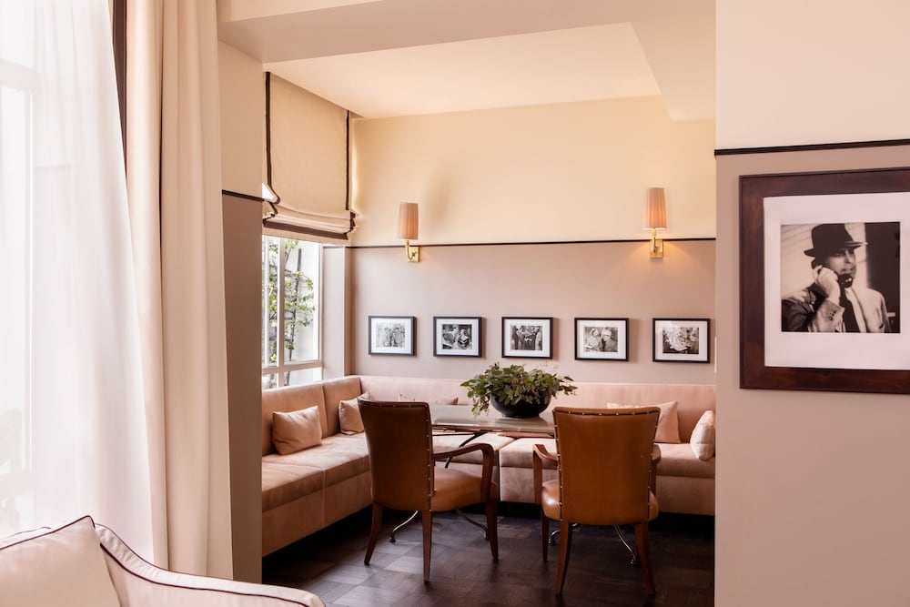 Penthouse Suite