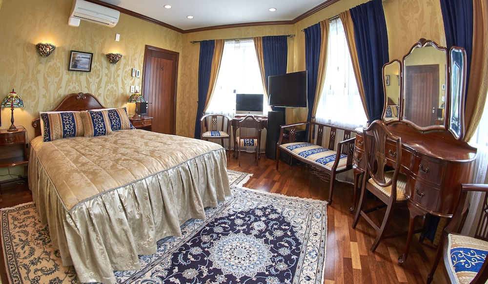 Pool Suite (4 people) photo 1