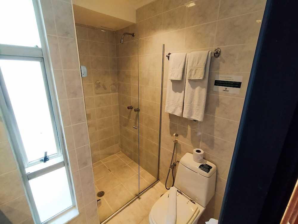 Premium Double or Twin Room - Photo 16