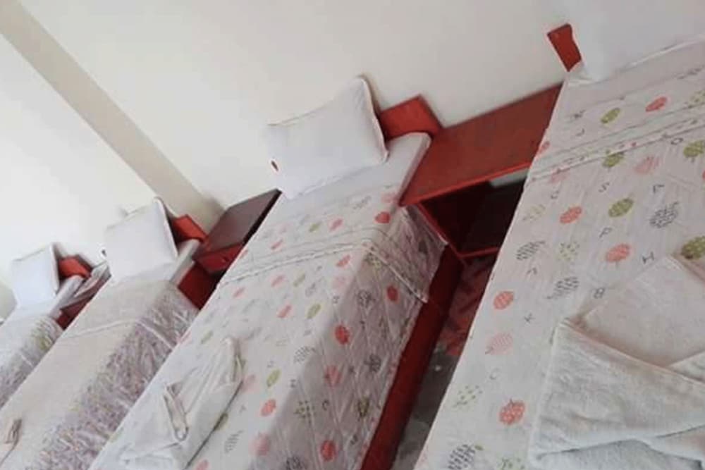 Shared Dormitory, Shared Bathroom