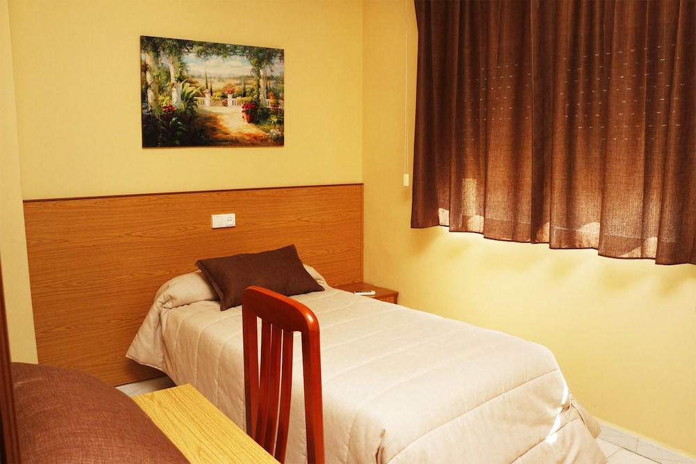 Single Room photo 3