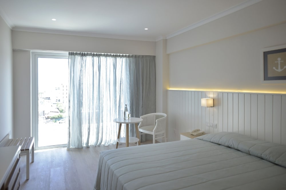 Double Room, Partial Sea View photo 1