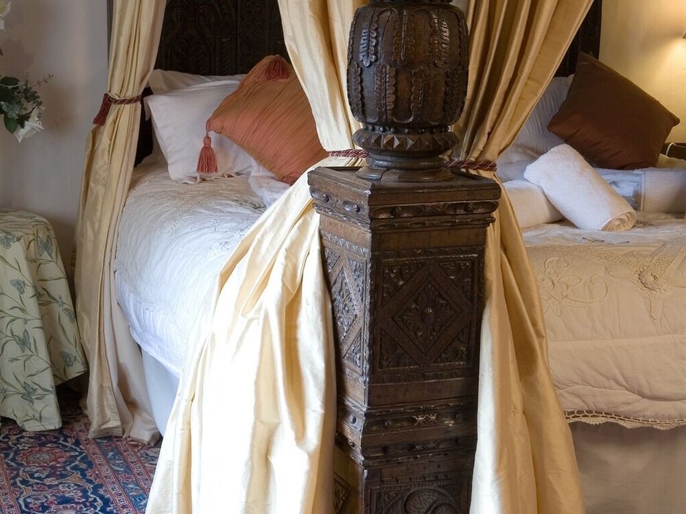 Suite, Private Bathroom (Castle Tudor) - Photo 2