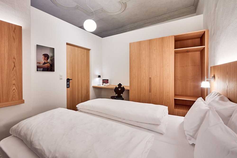 Superior Quadruple Room photo 2