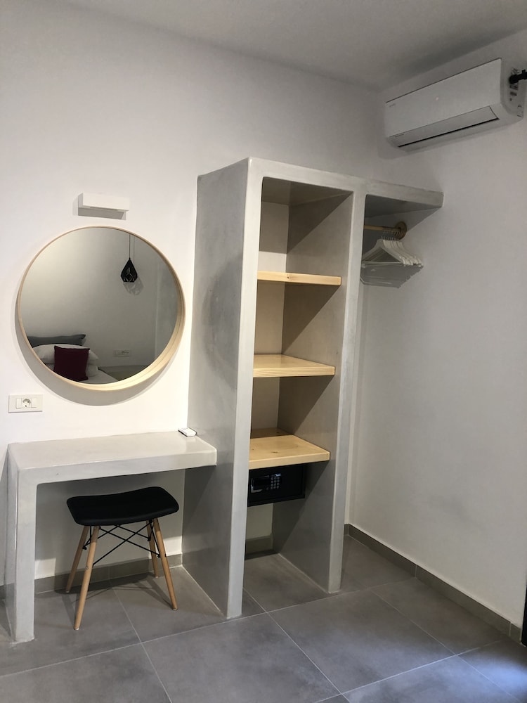 Apartment - Photo 4