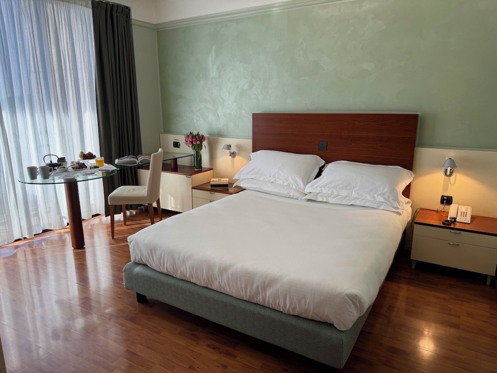 Classic Double Room - Photo 1