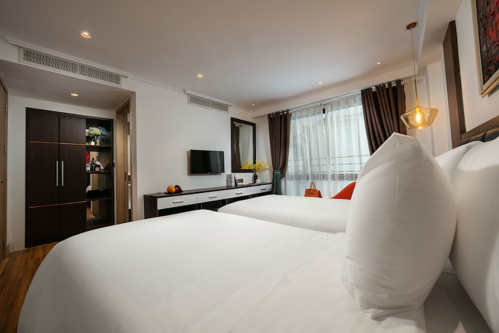 Premier Double or Twin Room photo 2