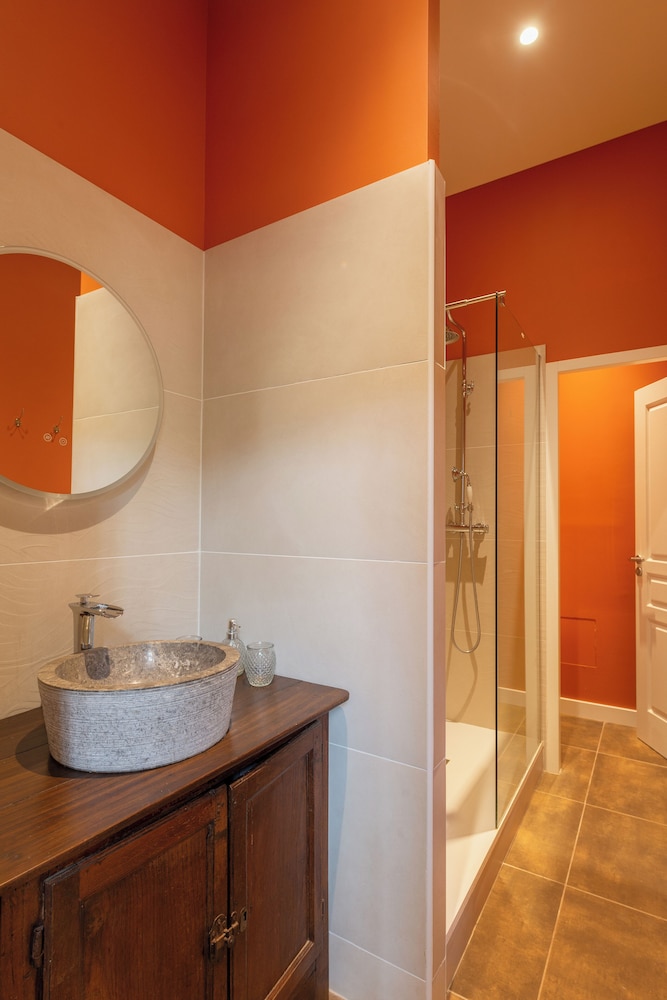 Deluxe Double or Twin Room, Hill View photo 2