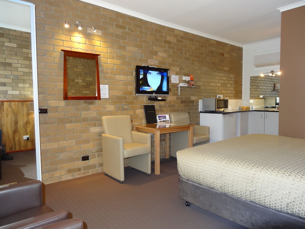Standard Suite, 2 Bedrooms, Non Smoking photo 2