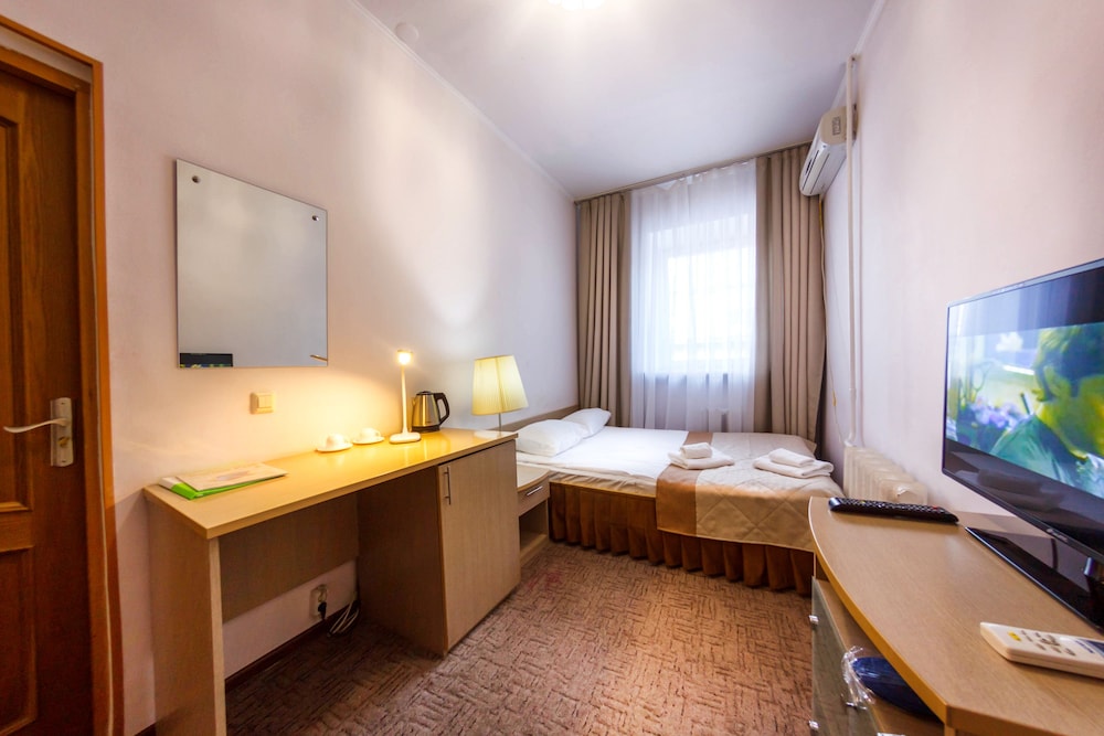 Standard Double Room photo 2