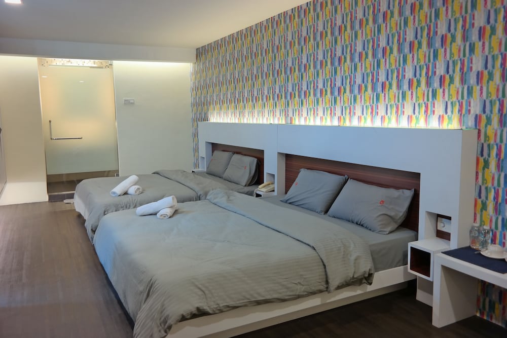 Deluxe Quadruple Room photo 2
