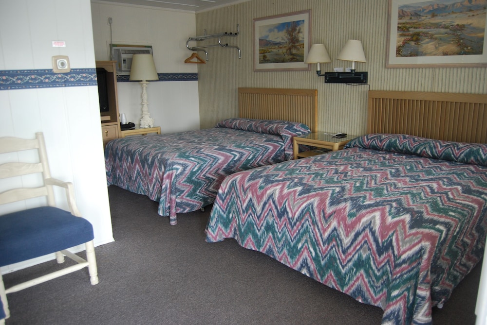 Double Room, 2 Double Beds photo 3