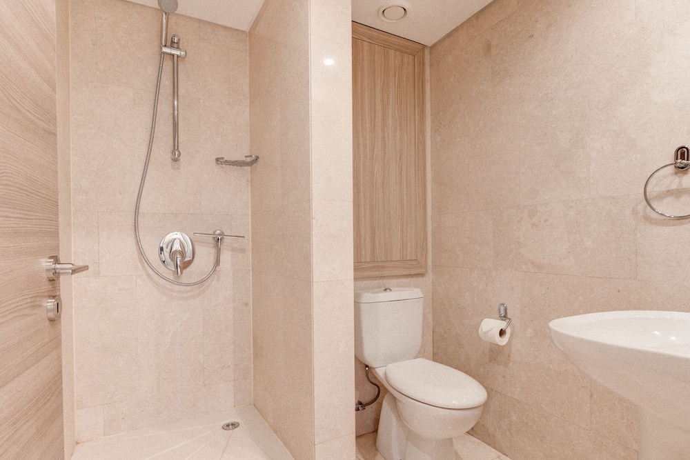 Luxury Apartment photo 3