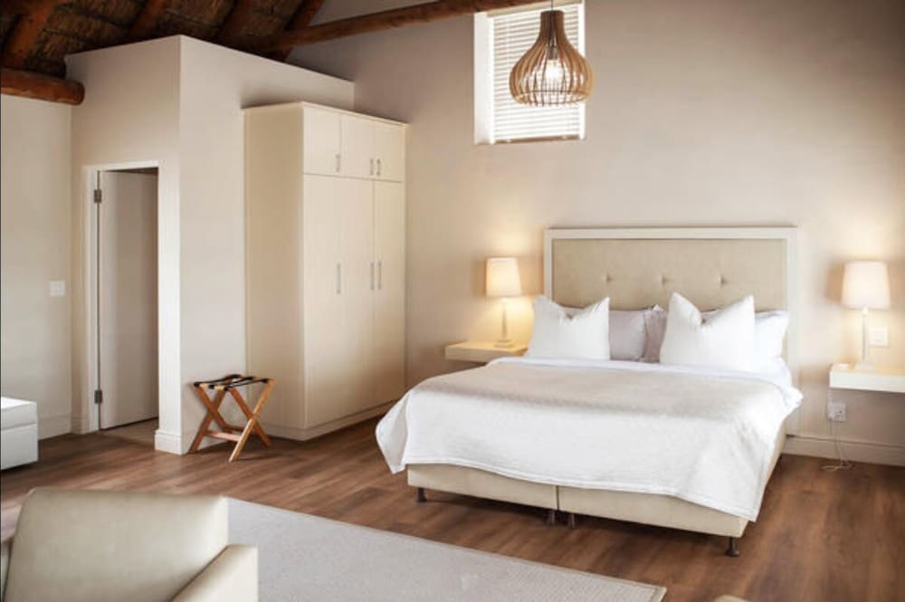 Deluxe Double Room (Reserve)