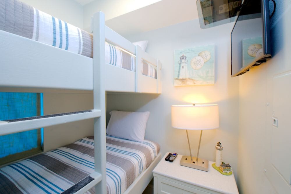 Exclusive Condo, 3 Bedrooms, Balcony, Ocean View photo 3