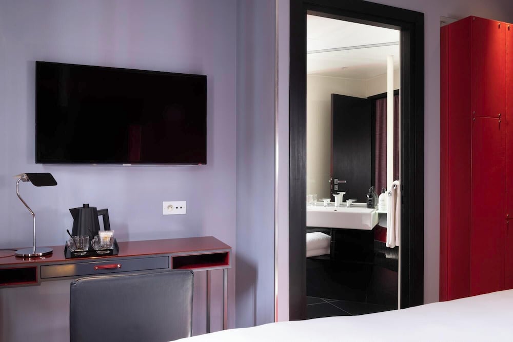 Classic Double Room, 1 Double or 2 Twin Beds thumbnail 6