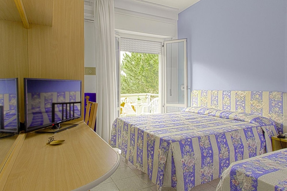 Quadruple Room photo 1