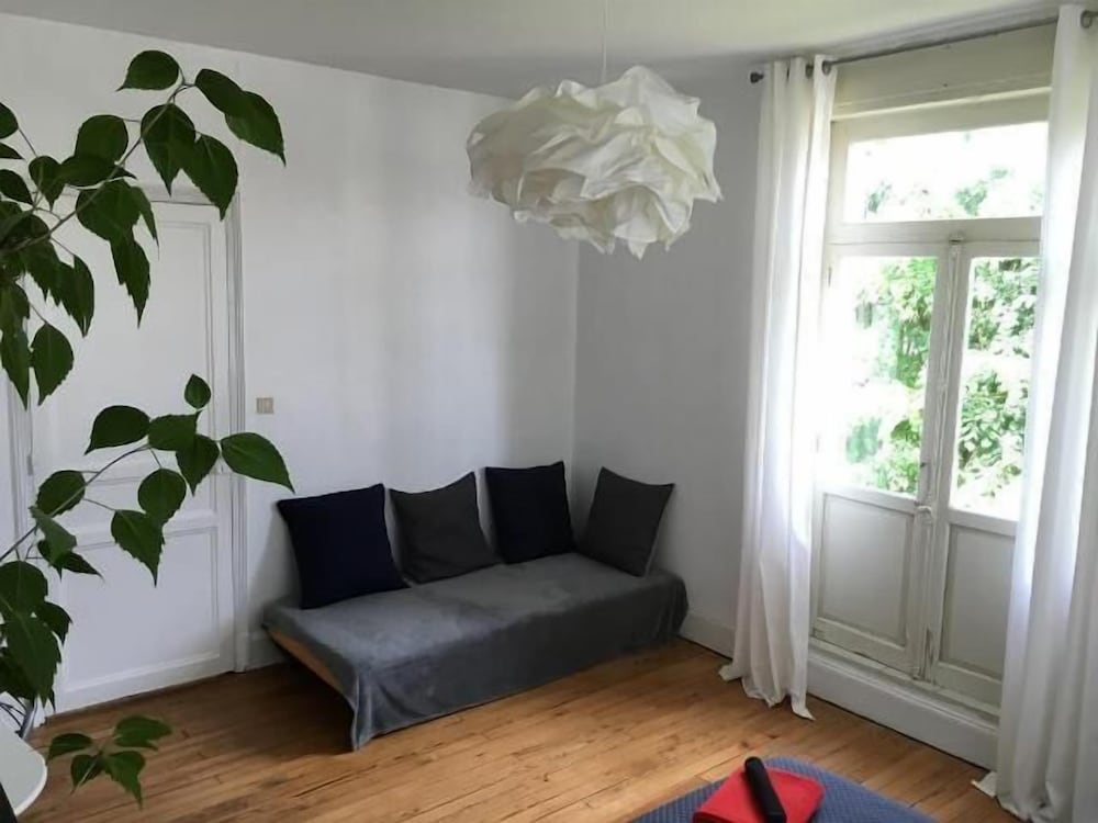 Comfort Double or Twin Room, Shared Bathroom, Garden View (Chambre blanche) photo 3