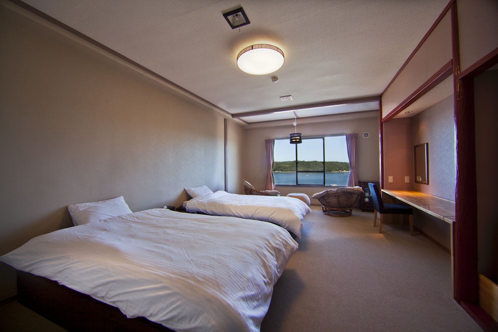 Twin Room photo 1