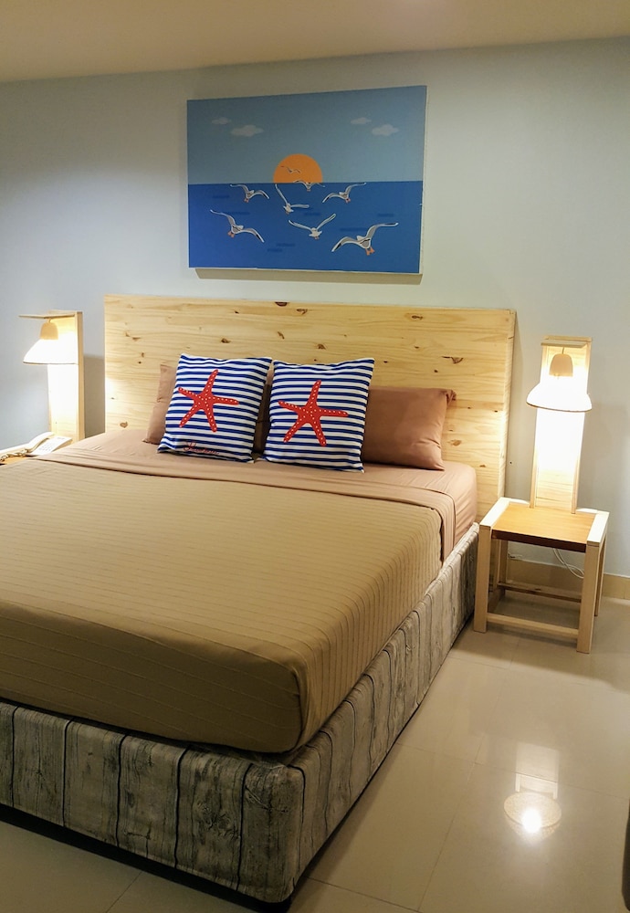Room, 1 Queen Bed — the supplier's photographs — photo 6