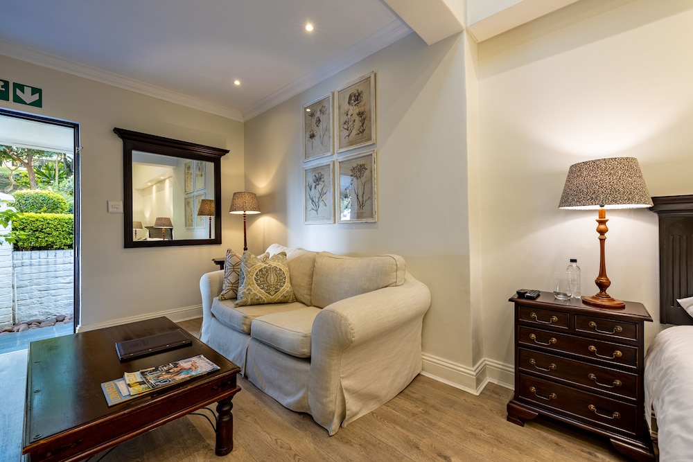 Luxury Twin Suite photo 1