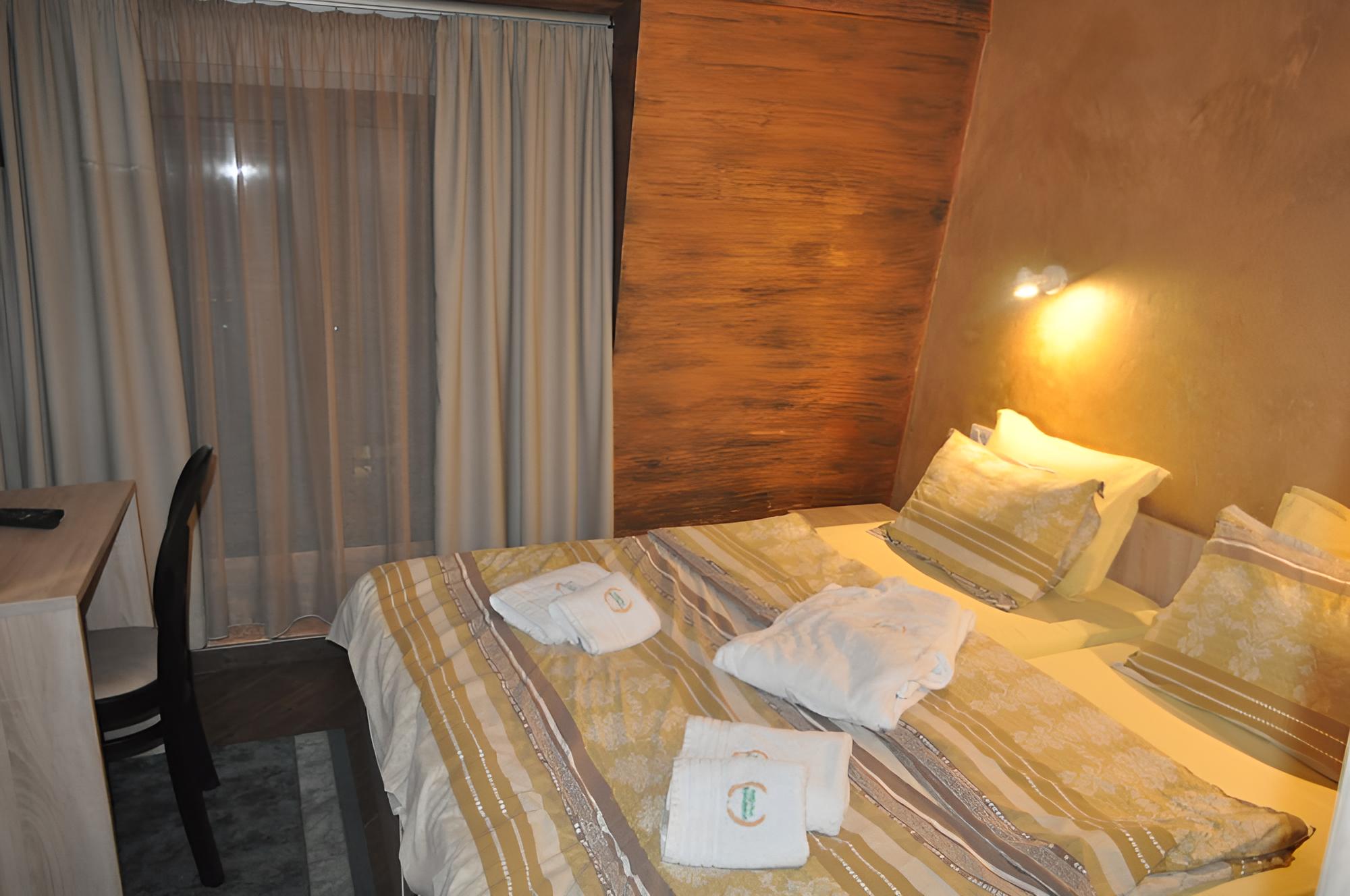 Twin Room, Garden View photo 1