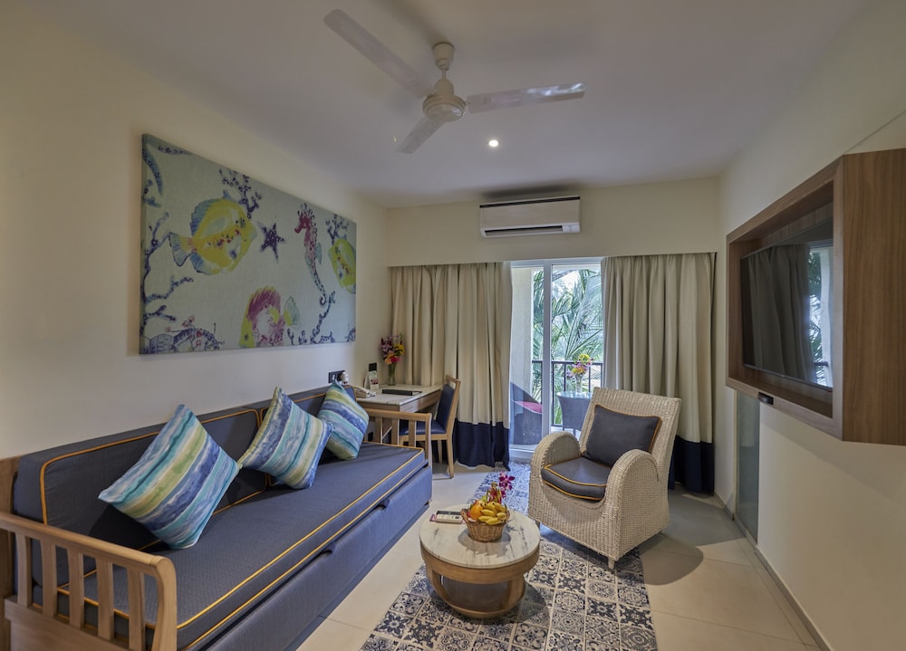 Luxury Suite - Photo 4