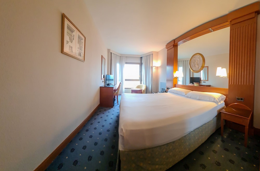 Double Room - Photo 15