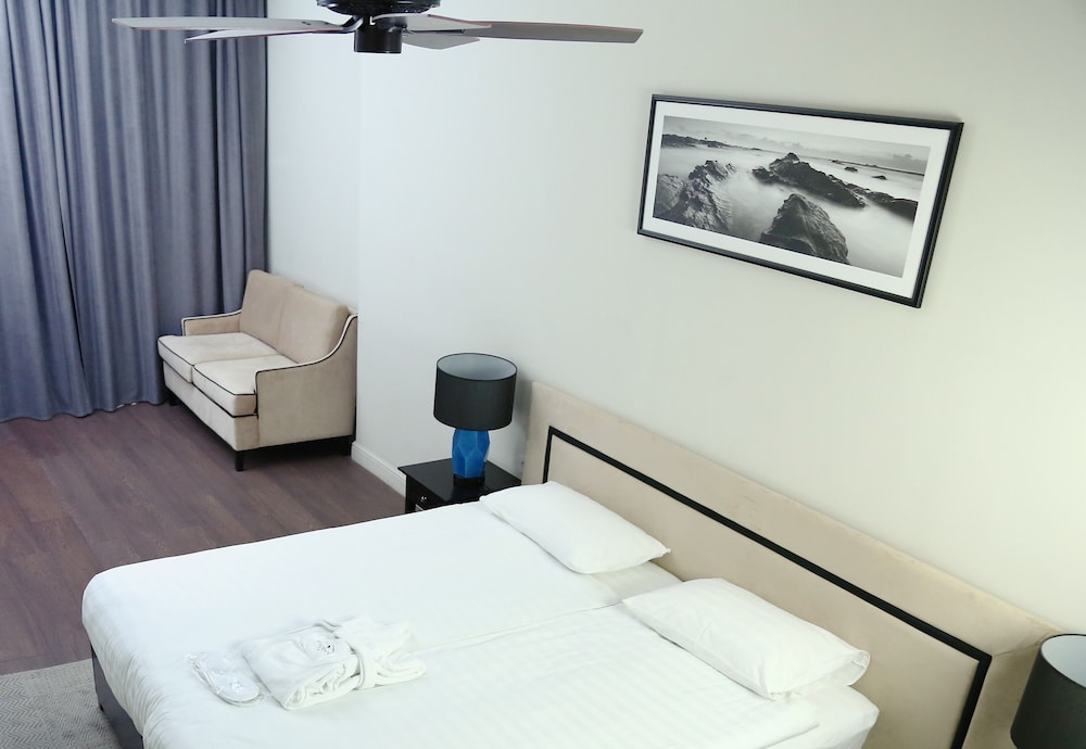 Standard Double or Twin Room photo 3